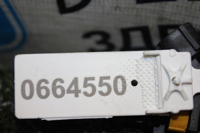 Форсунка топливная 2008 R56 EP6 Форсунка топливная 2008 R56 EP6