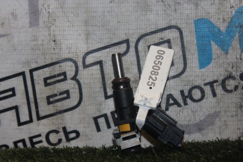 Форсунка топливная 2008  R56 EP6