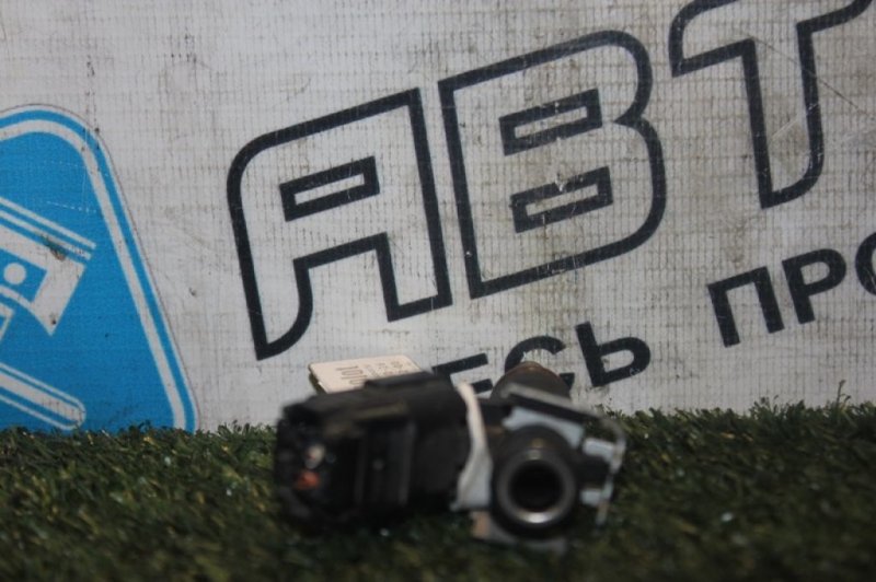 Форсунка топливная Peugeot  2008  R56 EP6