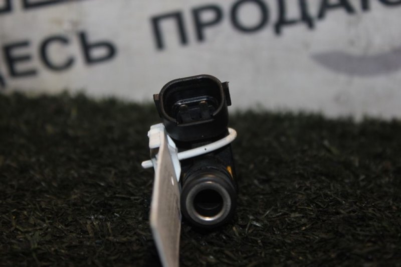 Форсунка топливная 2008  R56 EP6