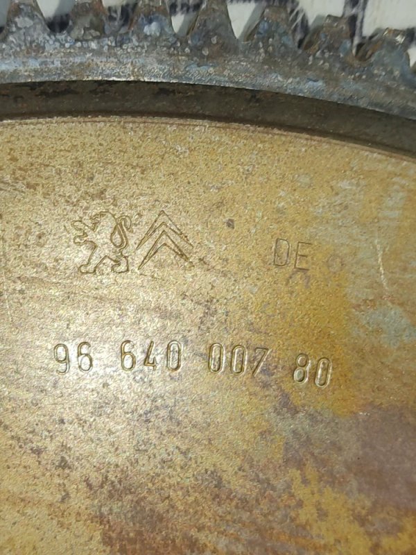 Маховик Peugeot  207  FS9 LA LC B7 B73 RD 5F01 5FS EP6C EP6