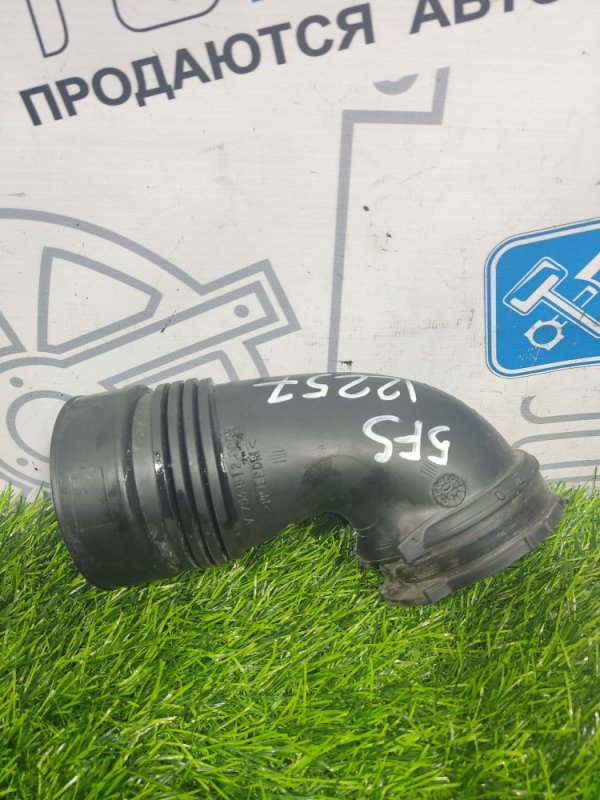 Патрубок воздушного фильтра Peugeot 207 5FS 5FW EP6 5F01 V756381280 контрактная