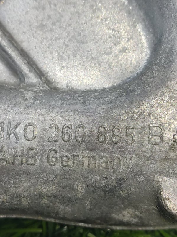 Ролик-натяжитель ручейкового ремня A1 A3 Golf Golf Plus Jetta Passat Tiguan Touran CAX CAXA