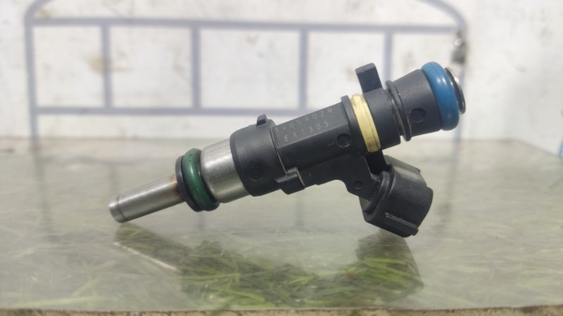 Форсунка топливная Lancer CY4A 4B11