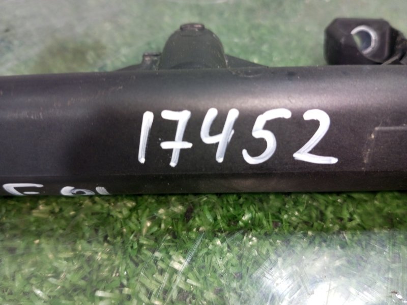 Топливная рампа 207 5FS (5F01) Топливная рампа 207 5FS (5F01)