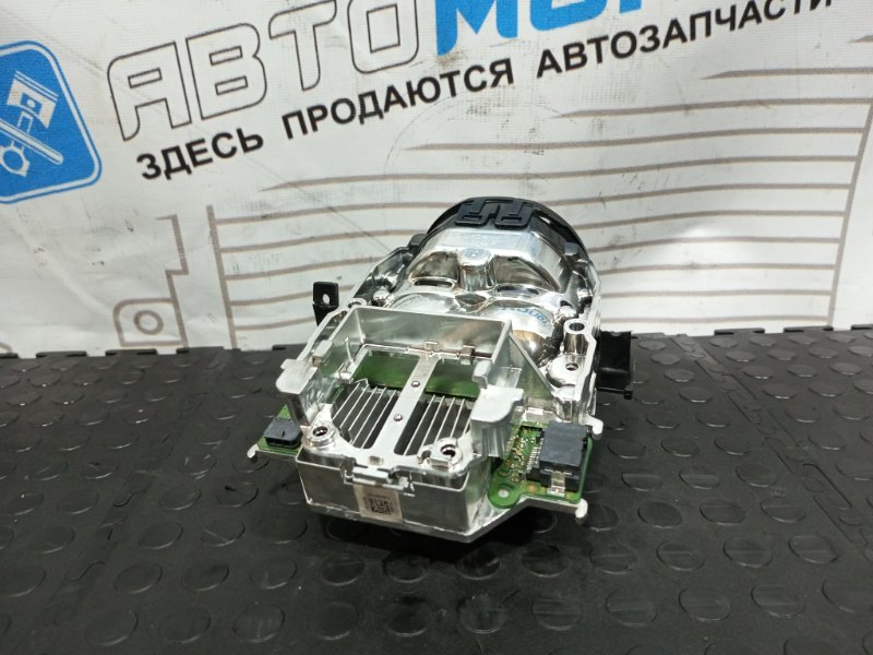 Линза фары левая Mini Cooper Hatch F56