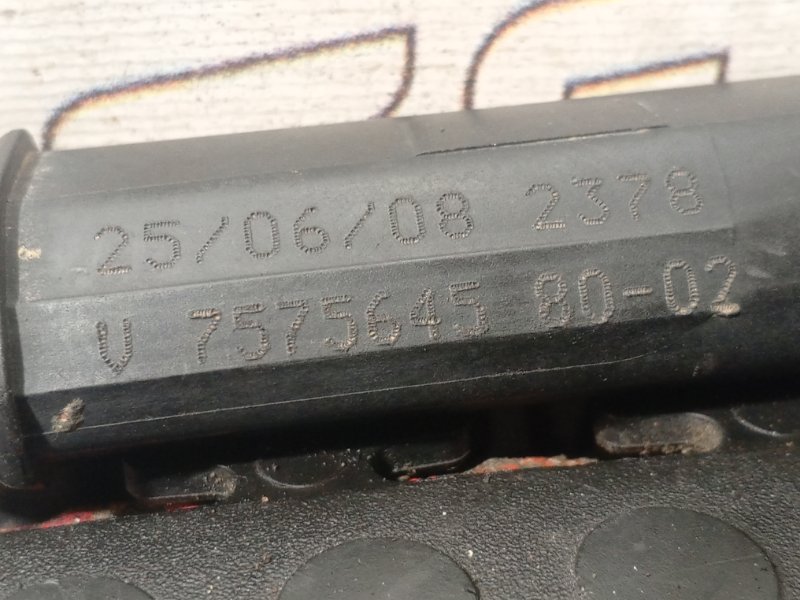 Топливная рампа Peugeot 308 4A/C 5F01 Топливная рампа Peugeot 308 4A/C 5F01