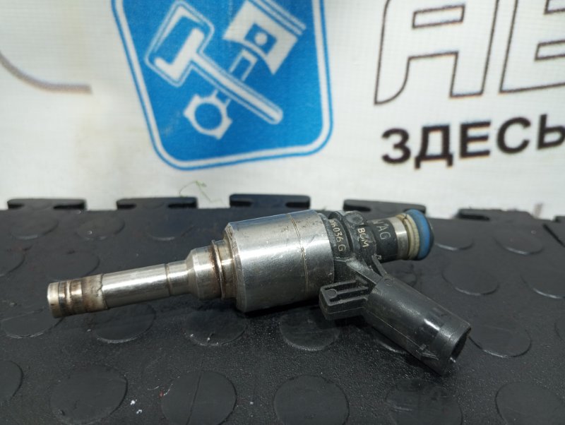 Форсунка топливная Audi  A3 II 8PA CDAA  06H906036F контрактная