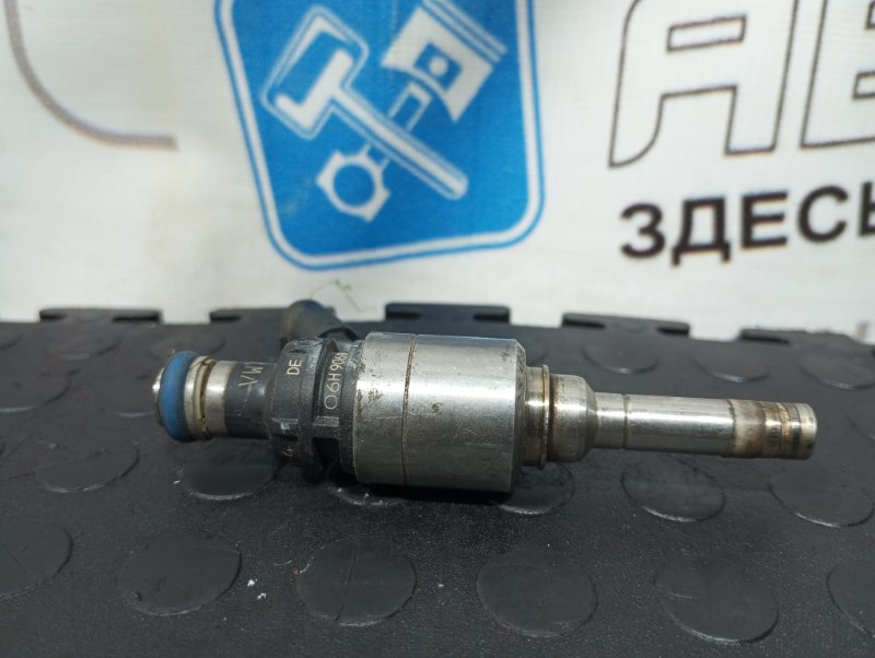 Форсунка топливная Audi  A3 II 8PA CDAA 