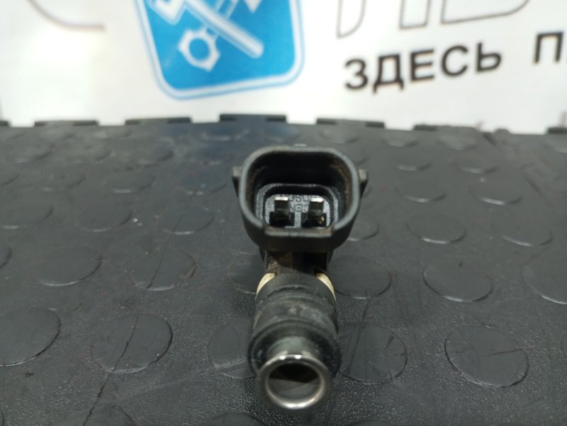 Форсунка топливная Lancer  CY4A 4B11