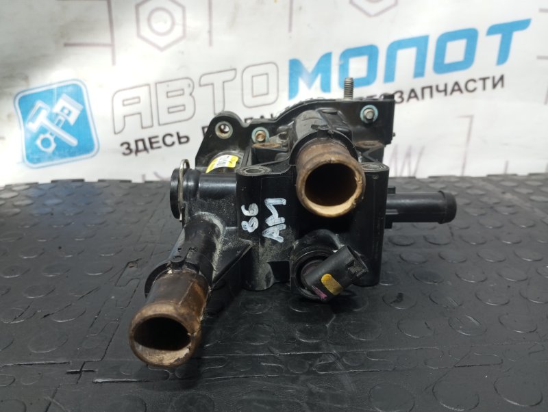Корпус термостата Cruze J300 F18D4