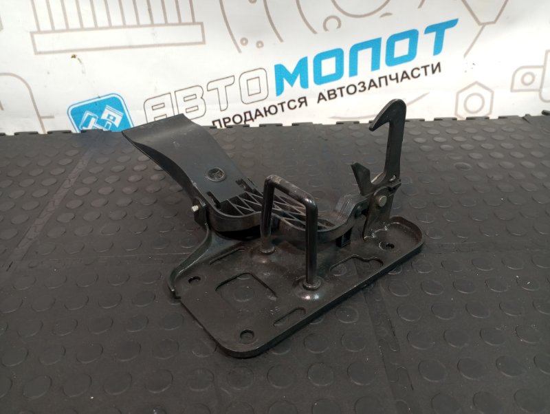 Замок капота Audi A5 2010 8TA CDNC 8T0823480 контрактная