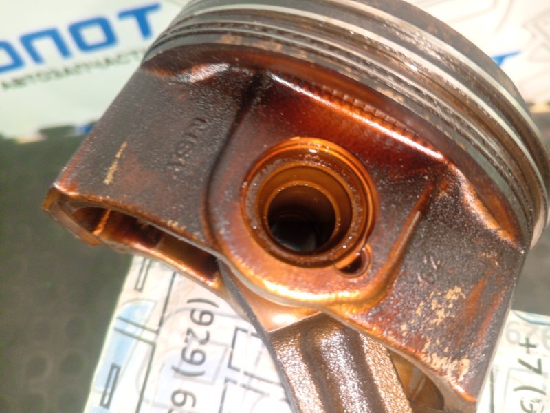 Поршень с шатуном Highlander GSU40L 2GR-FE 2GR