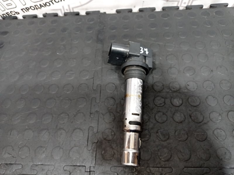 Катушка зажигания Audi A3 2011 8PA CAXC 036905715F контрактная