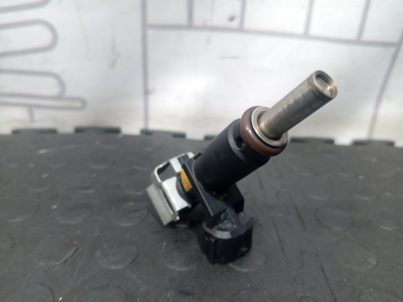 Форсунка топливная 207 WA 5F01 5FS EP6C EP6 5FW