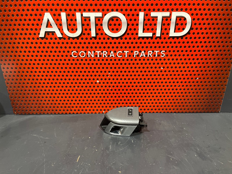 Ручка внутренняя Land Rover Range Rover Sport 2 2015 L494 306DT LR066546 контрактная