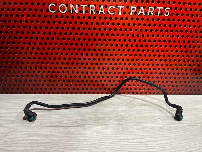 Трубка вакуумная Land Rover Range Rover Sport 2 L494 Трубка вакуумная Land Rover Range Rover Sport 2 L494