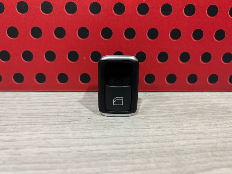 Кнопка стеклоподъемника Mercedes-Benz GLE 2018 W166 651 A2049058102 контрактная