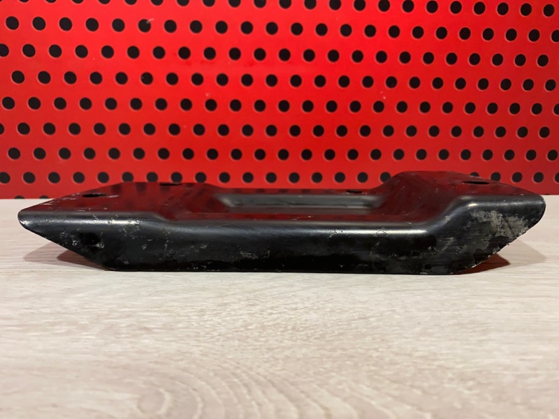 Кронштейн XC60 2019 джип/SUV 5дв. D4204T14