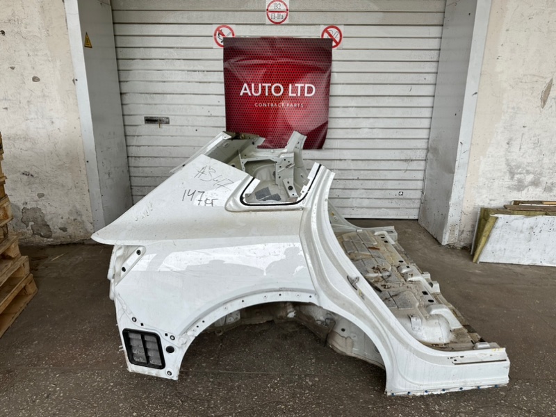 Крыло заднее правое AUDI E-Tron 2022 4KE809868 контрактная