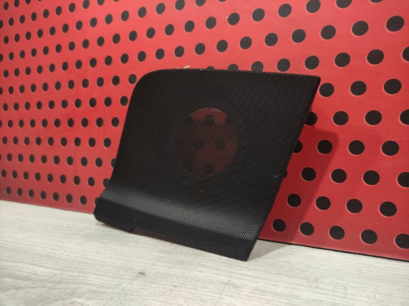 Сетка для динамика Land Cruiser 2013 200 1VD Сетка для динамика Land Cruiser 2013 200 1VD