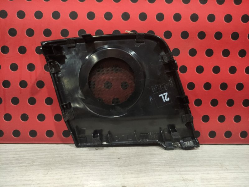 Сетка для динамика Land Cruiser 2013 200 1VD Сетка для динамика Land Cruiser 2013 200 1VD