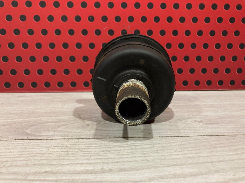 Подушка рамы Toyota Land Cruiser 200 1VD
