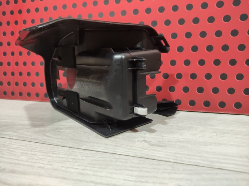 Накладка декоративная Land Cruiser 2013 200 1VD