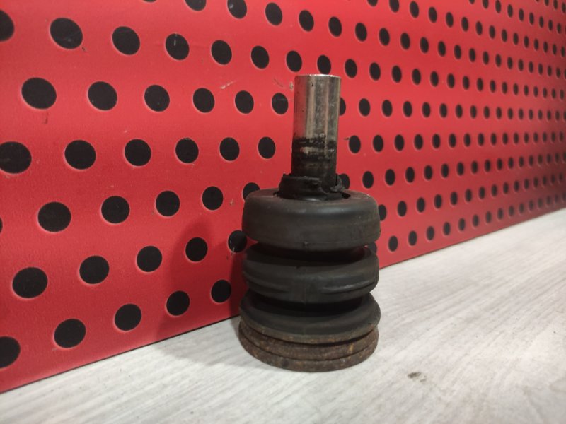 Подушка рамы Toyota Land Cruiser 200 1VD
