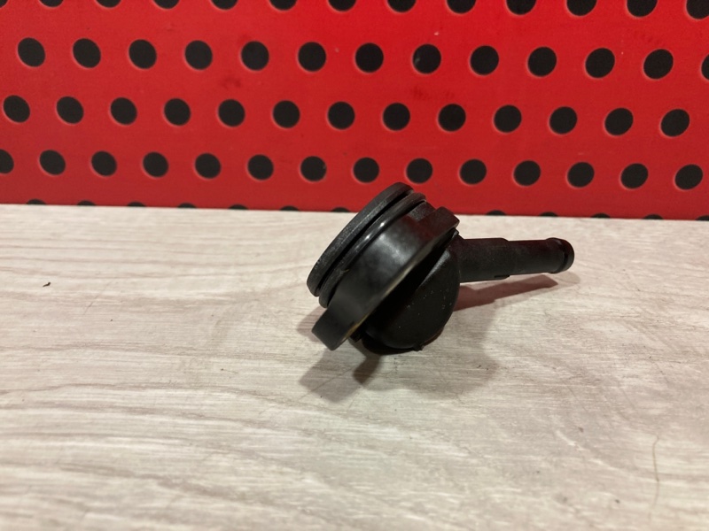 Фланец (тройник) системы охлаждения Macan 2021 95B DKN