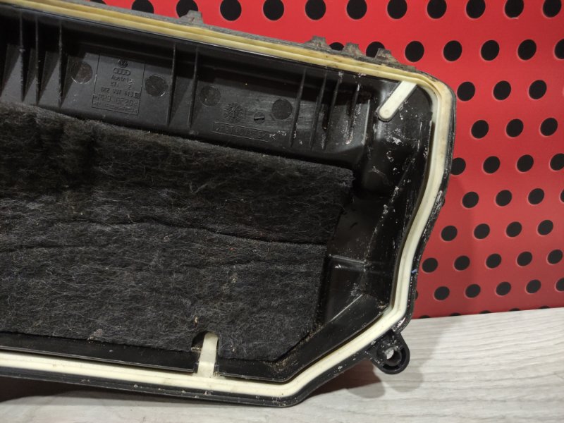 Крышка блока предохранителей Macan 2021 95B DKN Крышка блока предохранителей Macan 2021 95B DKN