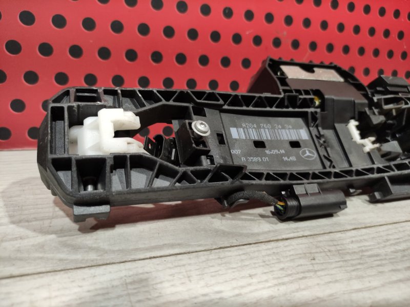 Скелет ручки наружной задней правой ML 2014 W166 651