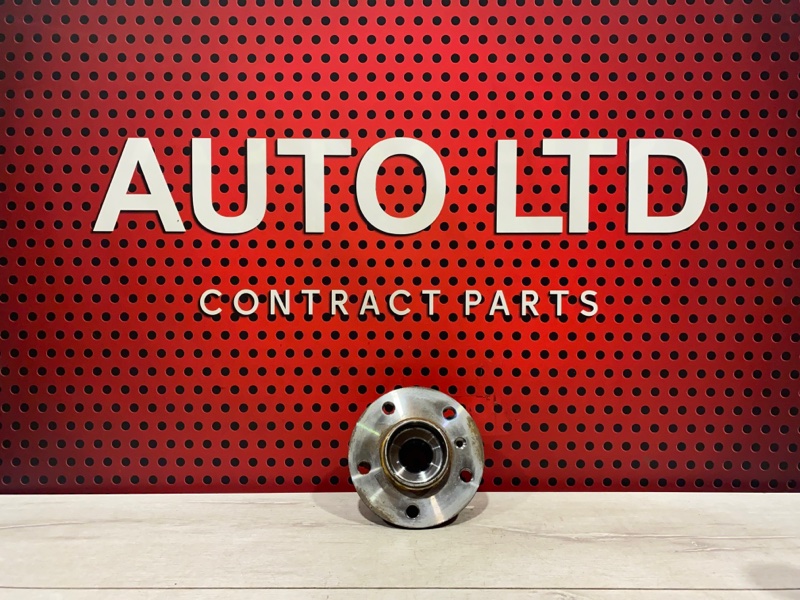 Запчасть ступица передняя BMW X2 2021 F39 B48C 31206874443 контрактная Ступица передняя BMW X2 2021 F39 B48C 31206874443 контрактная