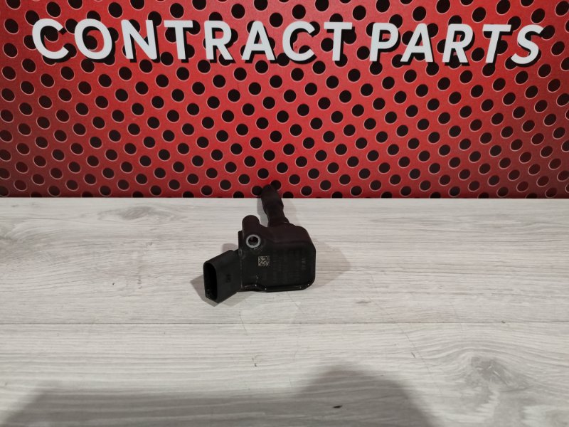 Катушка зажигания Porsche Macan 2019 95B DLZ 06H905110L контрактная