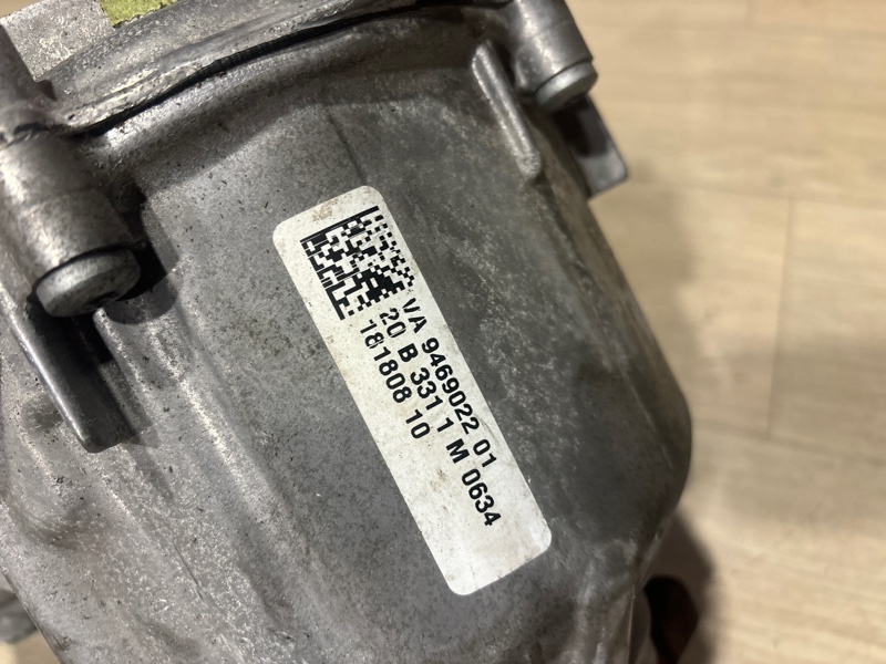Раздаточная коробка X6 2020 G06 B57D30B 3.0d M-Pack