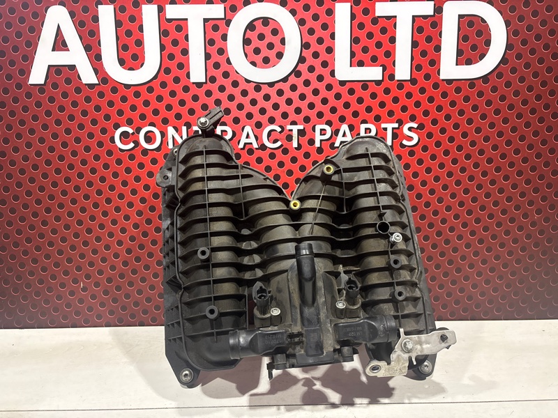 Коллектор впускной Porsche Macan 2017 95B CTL 94611000637 контрактная