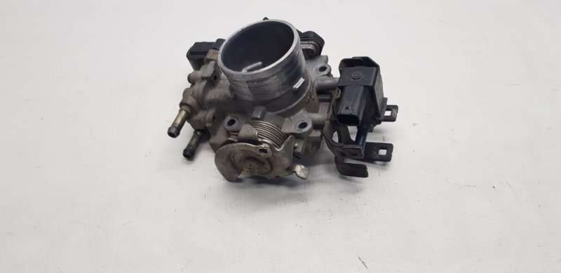 Заслонка дроссельная Honda Fit GD1 L13A
