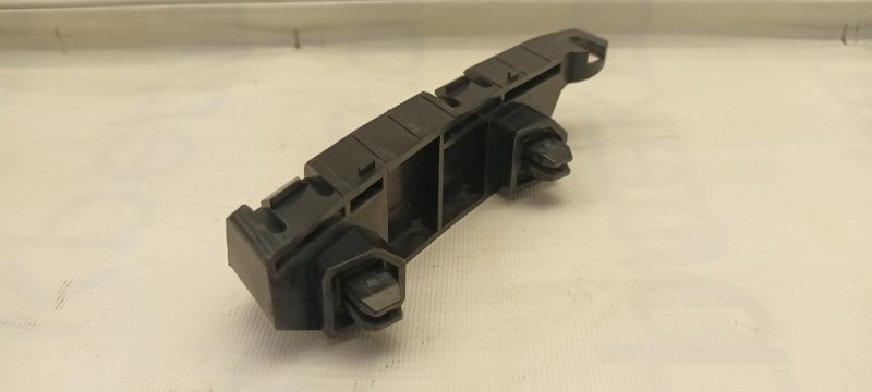 Крепление бампера переднее Fit 2001 GD1 L13A