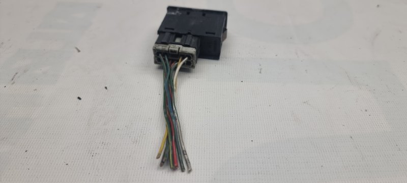 Кнопка аварийной сигнализации Odyssey 1995 RA-1 F22B