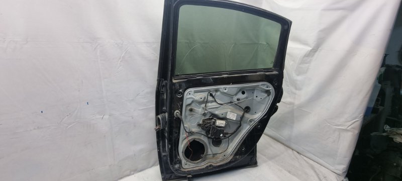 Дверь боковая задняя правая Passat 2005 3B5 ACK