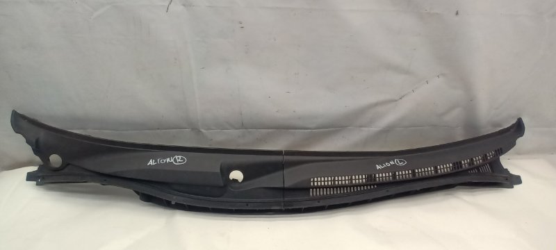 Решетка под дворники передняя Toyota Allion 2002 ZZT240 1ZZ-FE 5578220140 Б/У