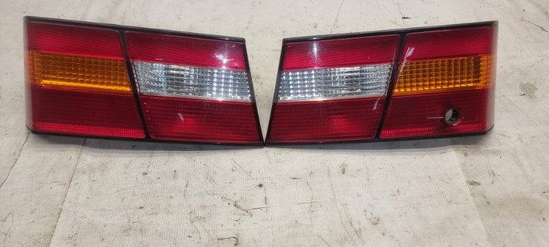 Стоп-сигнал задний Toyota Windom 1998 MCV20 2MZFE 3325 Б/У
