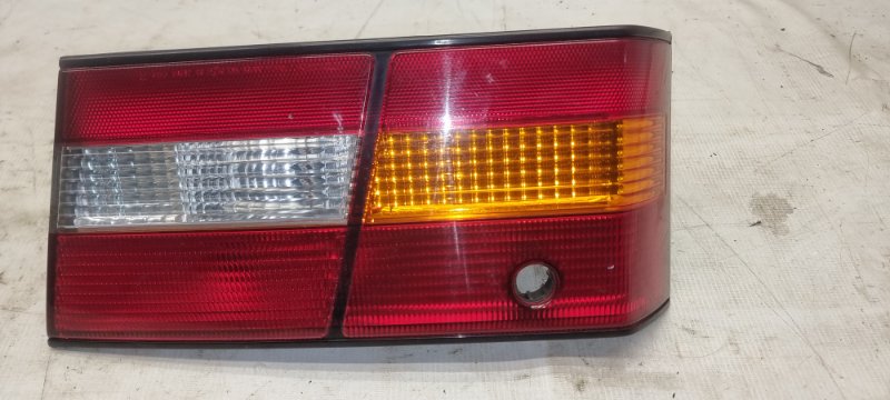 Стоп-сигнал задний Toyota Windom MCV20 2MZFE