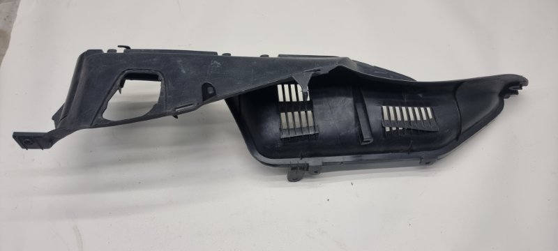Обшивка багажника задняя Corona SF 1995 ST190 4SFE