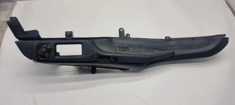 Обшивка багажника задняя Corona SF 1995 ST190 4SFE