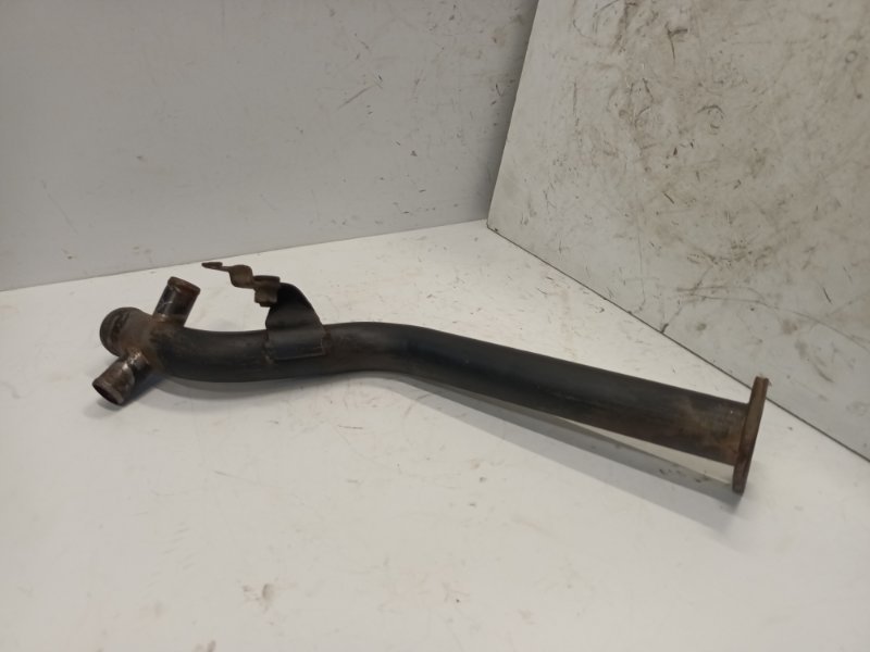 Патрубок системы охлаждения Лада Гранта 2022 2190 BAZ11182 21900130305500 Б/У