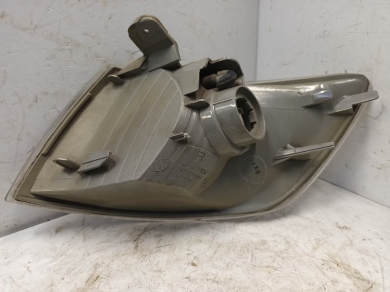 Габарит передний правый Corona Premio 2000 AT210 3SFE