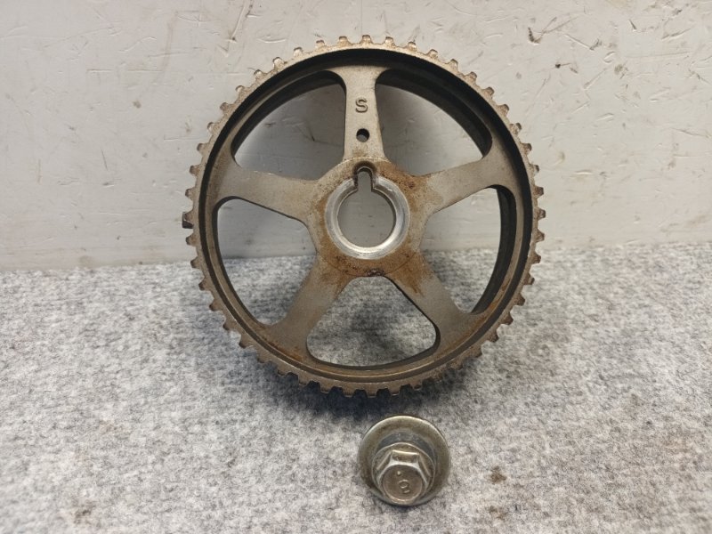 Шестерня распредвала Toyota Corona Premio 2000 ST210 3S-FSE 1352374040 Б/У