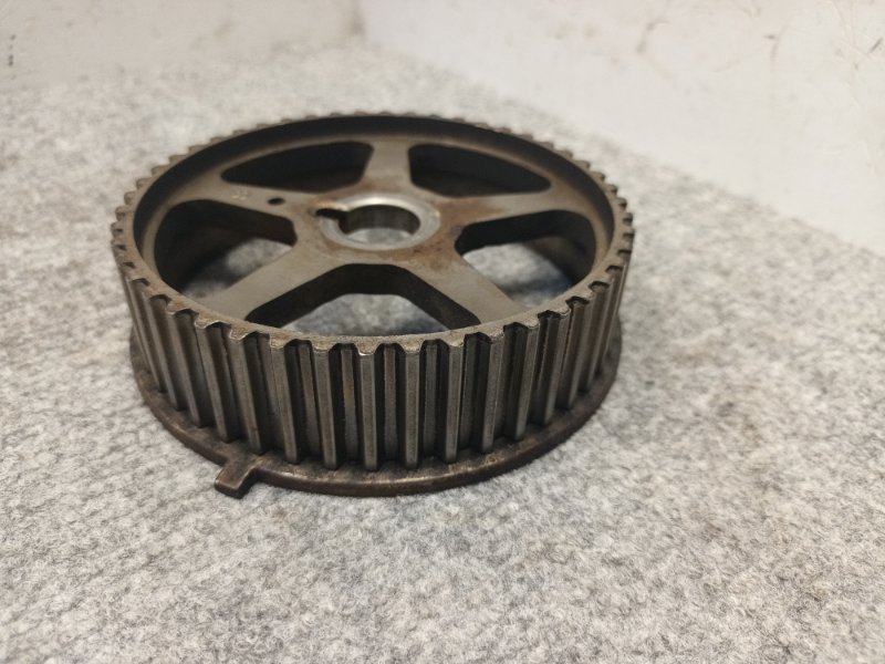 Шестерня распредвала Corona Premio 2000 ST210 3S-FSE