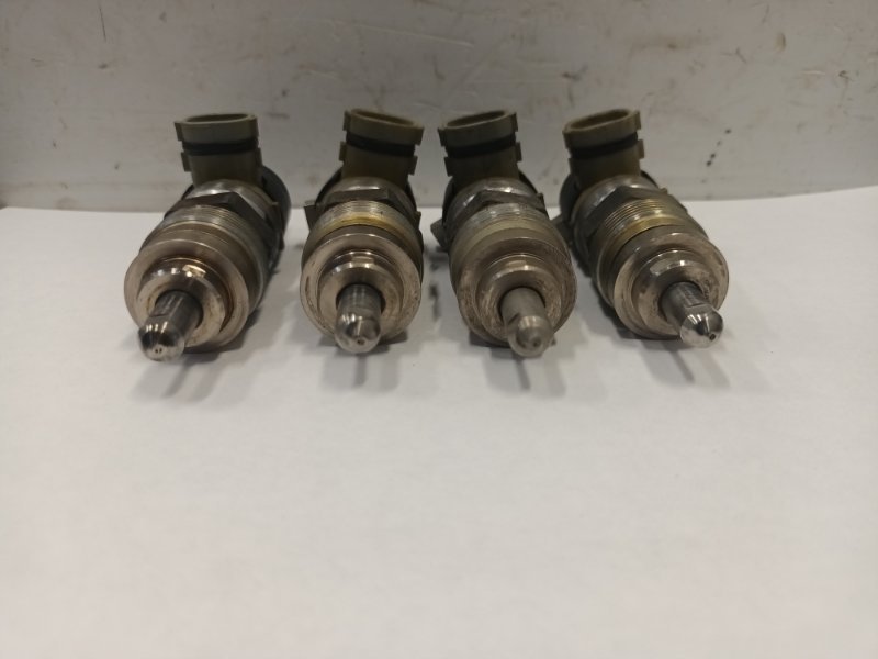 Форсунка топливная Corona Premio 2000 ST210 3S-FSE